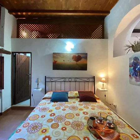 Holidaycasa Martina - Nel Cuore Del Centro Storico 公寓 *